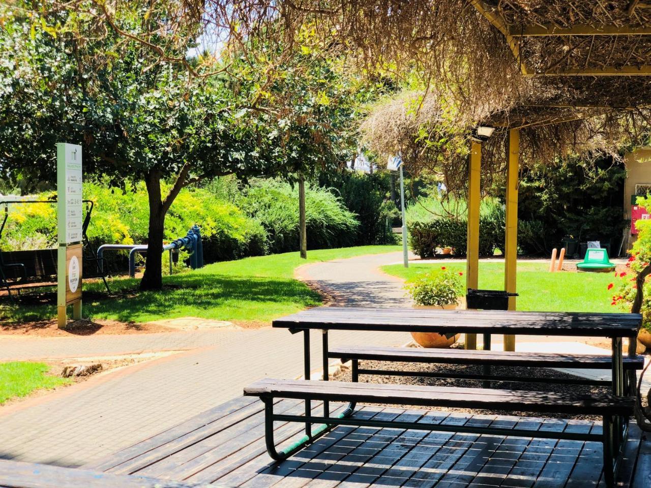 Kibbutz Malkiya Travel Hotel Malkiyya Zewnętrze zdjęcie